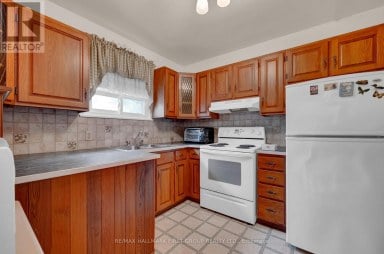 35 TULLOCH DRIVE Ajax (South East) Ontario photo 14