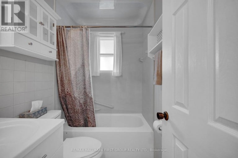 35 TULLOCH DRIVE, Ajax (South East), Ontario, L1S2S3