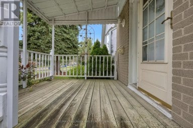 35 TULLOCH DRIVE Ajax (South East) Ontario photo 2