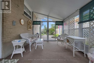 35 TULLOCH DRIVE Ajax (South East) Ontario photo 3