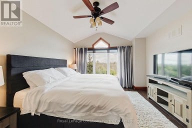 38 JOSEPH TRAIL Collingwood Ontario photo 20