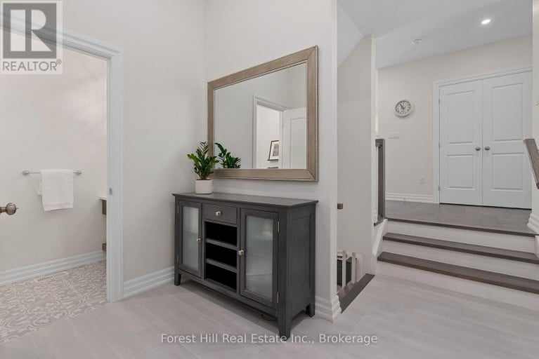 155 GLENLAKE BOULEVARD, Collingwood, Ontario, L9Y0X2