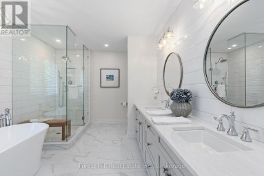 155 GLENLAKE BOULEVARD Collingwood Ontario photo 25