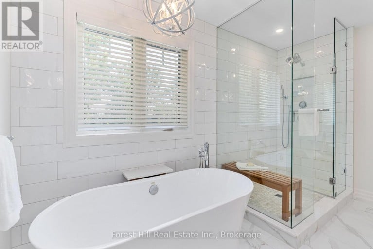 155 GLENLAKE BOULEVARD, Collingwood, Ontario, L9Y0X2