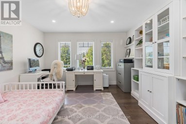 155 GLENLAKE BOULEVARD Collingwood Ontario photo 31