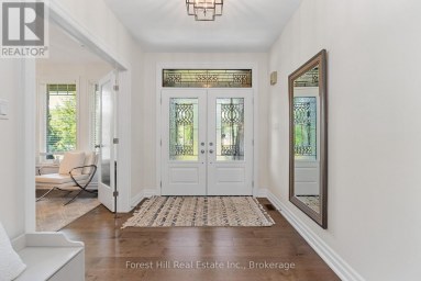 155 GLENLAKE BOULEVARD Collingwood Ontario photo 4