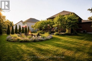 155 GLENLAKE BOULEVARD Collingwood Ontario photo 44
