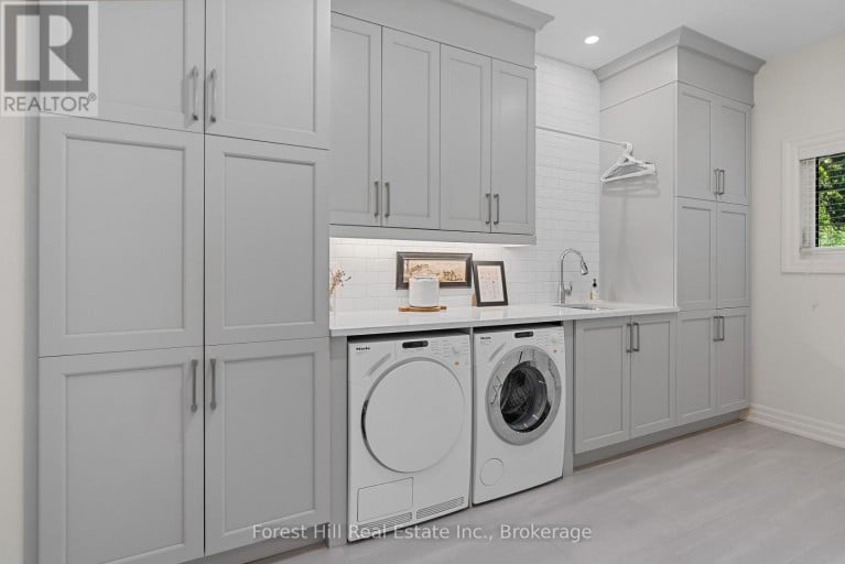 155 GLENLAKE BOULEVARD, Collingwood, Ontario, L9Y0X2