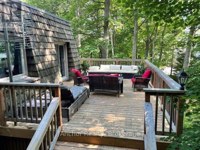 630 FARQUHAR STREET, Gravenhurst (Muskoka (S)), Ontario, P1P1E3