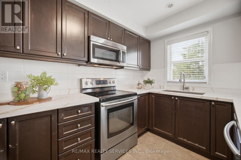 6 VIEWFORTH ROAD, Brampton (Northwest Brampton), Ontario, L7A0R2