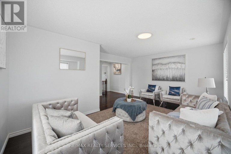 6 VIEWFORTH ROAD, Brampton (Northwest Brampton), Ontario, L7A0R2