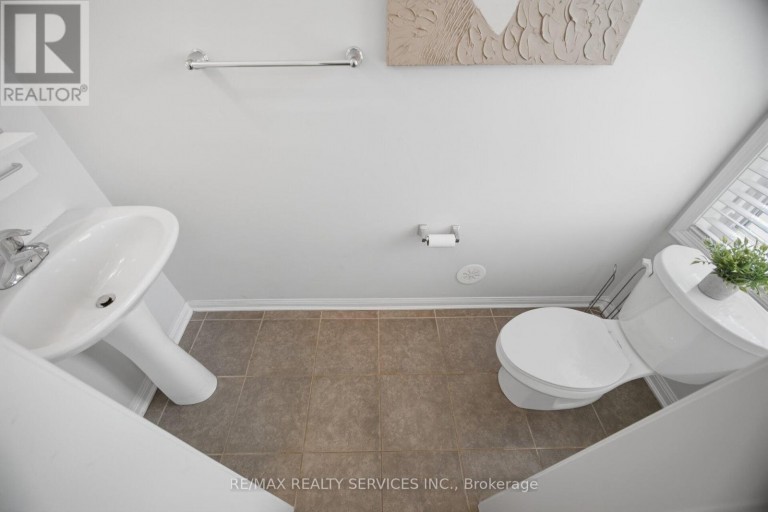 6 VIEWFORTH ROAD, Brampton (Northwest Brampton), Ontario, L7A0R2