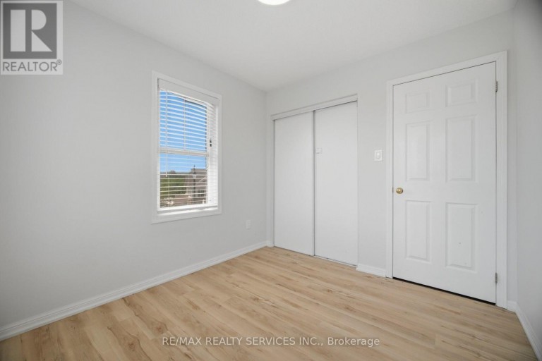 6 VIEWFORTH ROAD, Brampton (Northwest Brampton), Ontario, L7A0R2