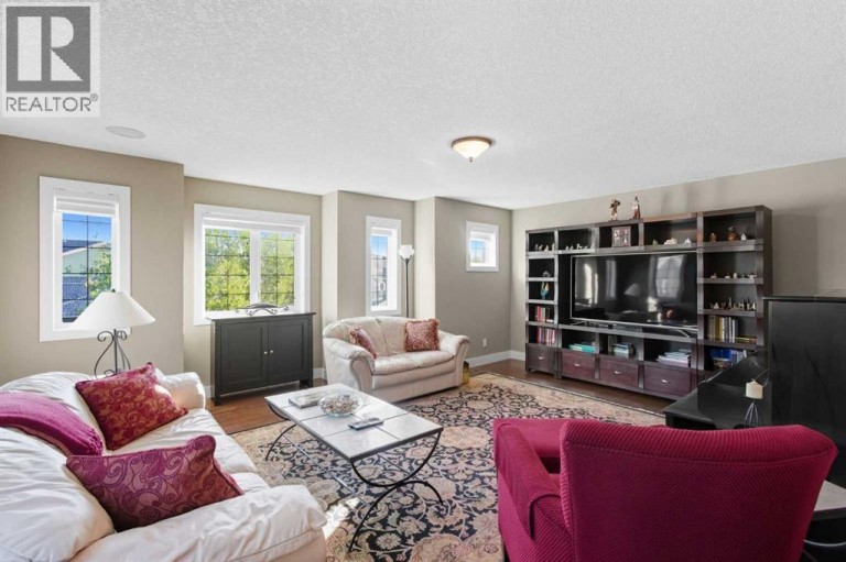 41 Evergreen Mount SW, Calgary, Alberta, T2Y0K1