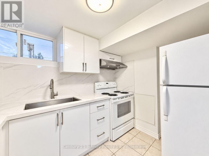 701 MARIA STREET, Whitby (Downtown Whitby), Ontario, L1N1P9