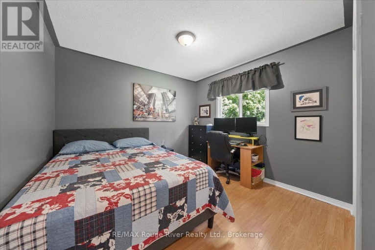 32 SOUTH MALONEY STREET, Marmora and Lake (Marmora Ward), Ontario, K0K2M0
