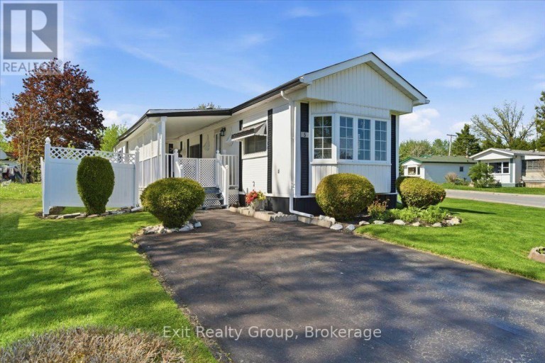 5 CHAPEL BOULEVARD, Quinte West (Sidney Ward), Ontario, K8N4Z3