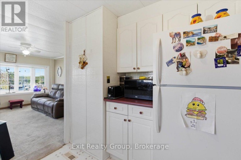 5 CHAPEL BOULEVARD, Quinte West (Sidney Ward), Ontario, K8N4Z3