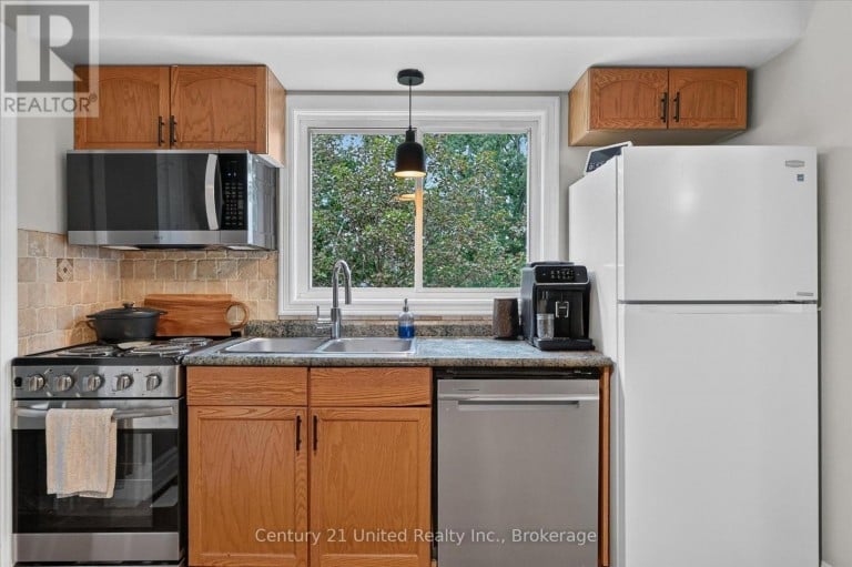 1270 AMUNDSEN AVENUE, Peterborough (Northcrest Ward 5), Ontario, K9H6T4