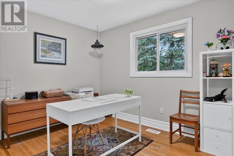 1270 AMUNDSEN AVENUE, Peterborough (Northcrest Ward 5), Ontario, K9H6T4