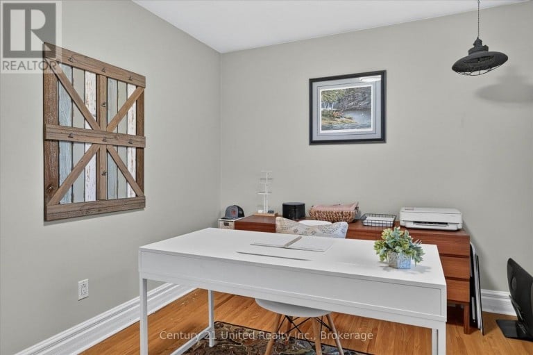 1270 AMUNDSEN AVENUE, Peterborough (Northcrest Ward 5), Ontario, K9H6T4