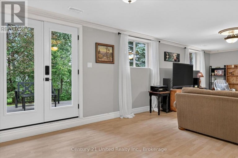 1270 AMUNDSEN AVENUE, Peterborough (Northcrest Ward 5), Ontario, K9H6T4