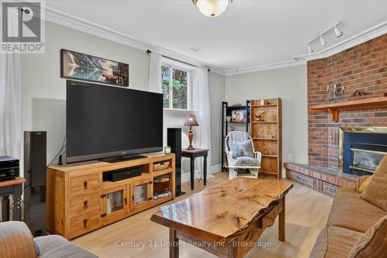 1270 AMUNDSEN AVENUE, Peterborough (Northcrest Ward 5), Ontario, K9H6T4