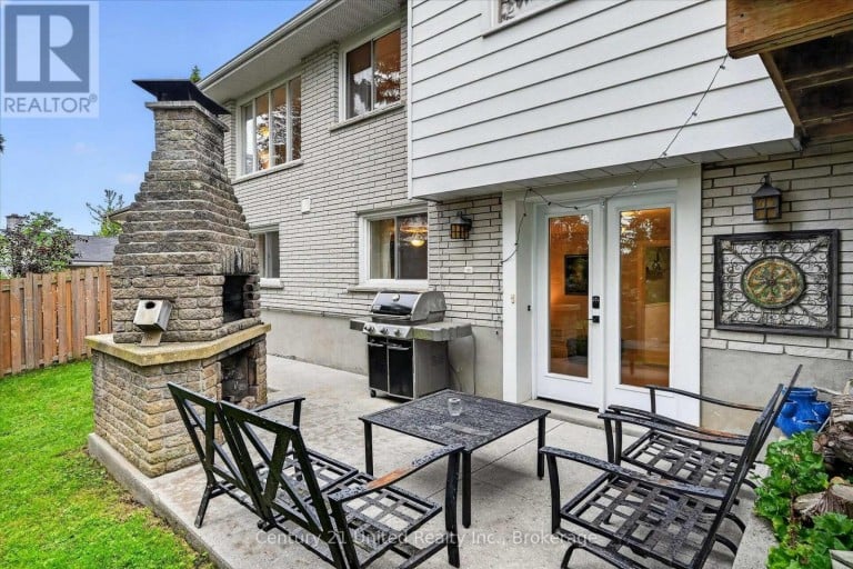 1270 AMUNDSEN AVENUE, Peterborough (Northcrest Ward 5), Ontario, K9H6T4