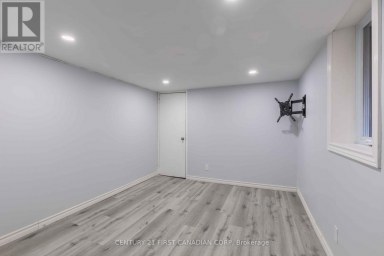 17 CARFRAE CRESCENT London South (South F) Ontario photo 46