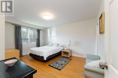274 MAXWELL STREET Toronto (Bathurst Manor) Ontario photo 22