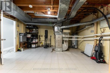 274 MAXWELL STREET Toronto (Bathurst Manor) Ontario photo 34