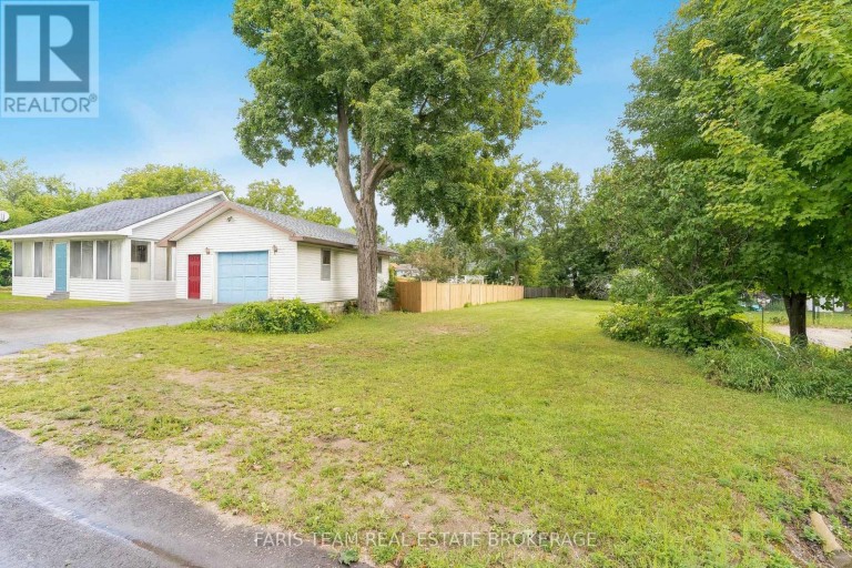 305 OUIDA STREET, Tay (Waubaushene), Ontario, L0K2C0