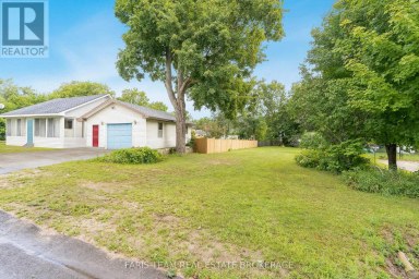 305 OUIDA STREET Tay (Waubaushene) Ontario photo 3