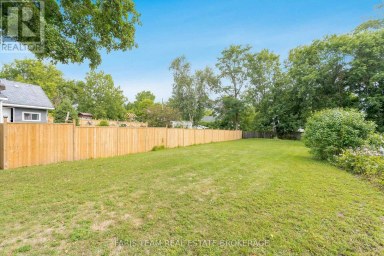 305 OUIDA STREET Tay (Waubaushene) Ontario photo 4