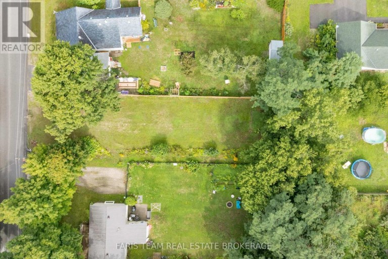 305 OUIDA STREET, Tay (Waubaushene), Ontario, L0K2C0