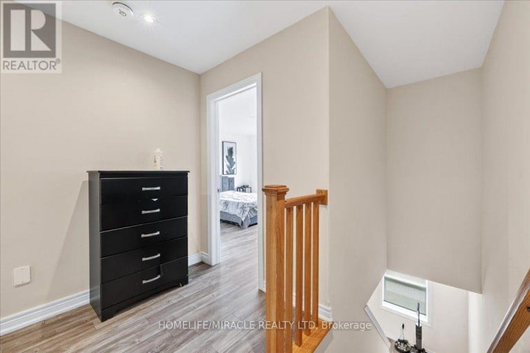 27 - 1 LEGGOTT AVENUE, Barrie (Painswick North), Ontario, L4M0K7