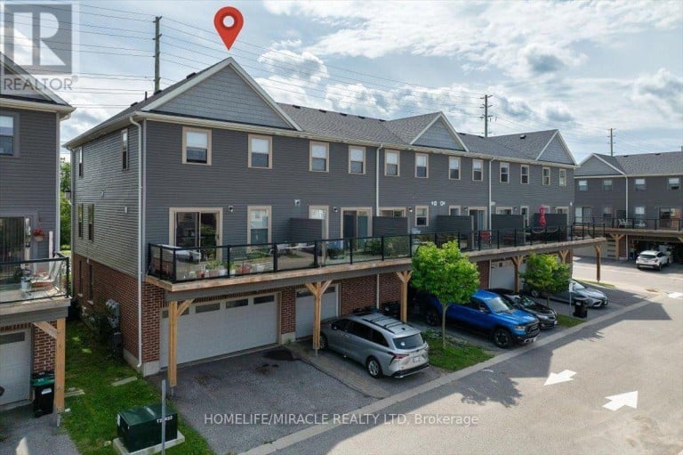 27 - 1 LEGGOTT AVENUE, Barrie (Painswick North), Ontario, L4M0K7