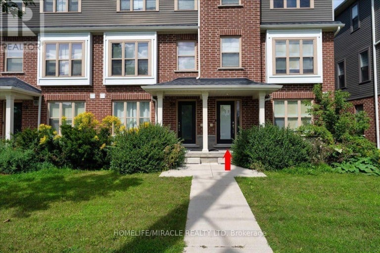 27 - 1 LEGGOTT AVENUE, Barrie (Painswick North), Ontario, L4M0K7