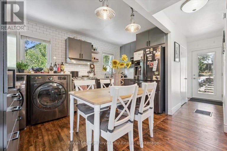 39 RIDGEWOOD AVENUE, Guelph (Junction/Onward Willow), Ontario, N1H6C3