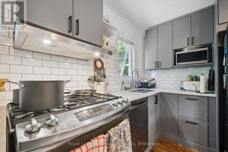 39 RIDGEWOOD AVENUE, Guelph (Junction/Onward Willow), Ontario, N1H6C3