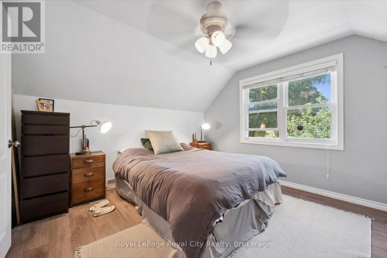39 RIDGEWOOD AVENUE, Guelph (Junction/Onward Willow), Ontario, N1H6C3