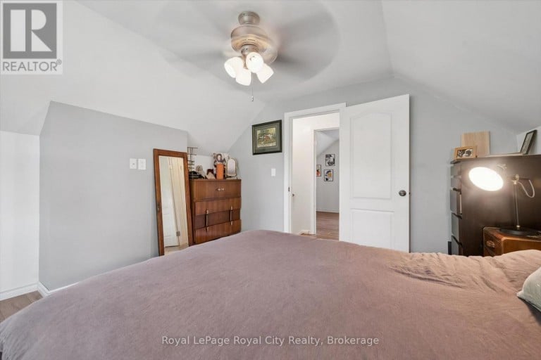 39 RIDGEWOOD AVENUE, Guelph (Junction/Onward Willow), Ontario, N1H6C3