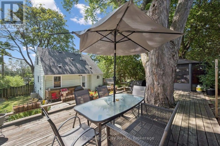 39 RIDGEWOOD AVENUE, Guelph (Junction/Onward Willow), Ontario, N1H6C3