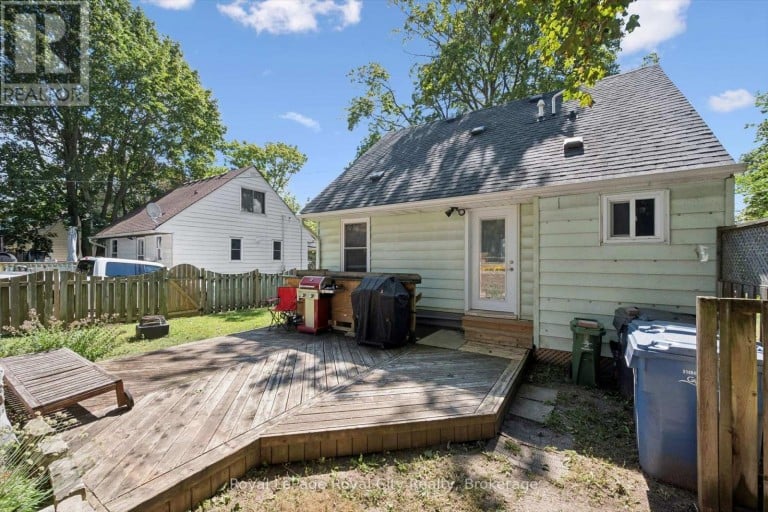 39 RIDGEWOOD AVENUE, Guelph (Junction/Onward Willow), Ontario, N1H6C3
