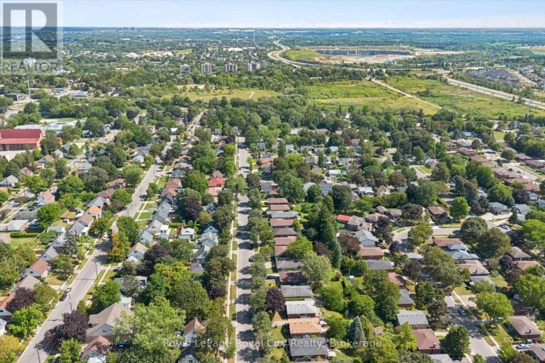 39 RIDGEWOOD AVENUE, Guelph (Junction/Onward Willow), Ontario, N1H6C3