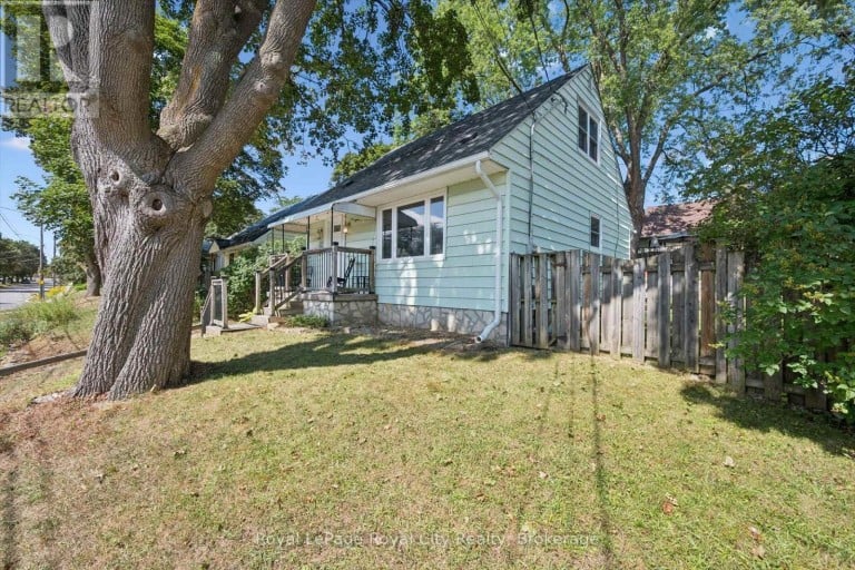 39 RIDGEWOOD AVENUE, Guelph (Junction/Onward Willow), Ontario, N1H6C3