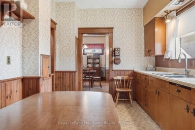 138 ST. DAVID STREET West Perth (Mitchell) Ontario photo 4