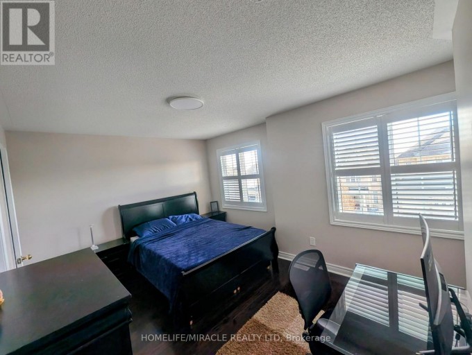 20 ADDISCOTT STREET, Brampton (Sandringham-Wellington), Ontario, L6R0X8