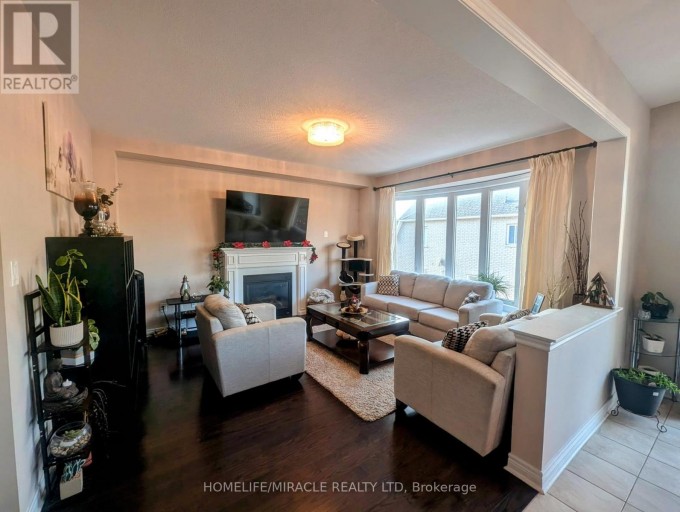 20 ADDISCOTT STREET, Brampton (Sandringham-Wellington), Ontario, L6R0X8