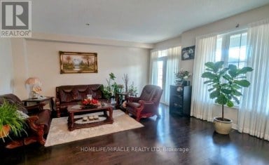 20 ADDISCOTT STREET Brampton (Sandringham-Wellington) Ontario photo 7